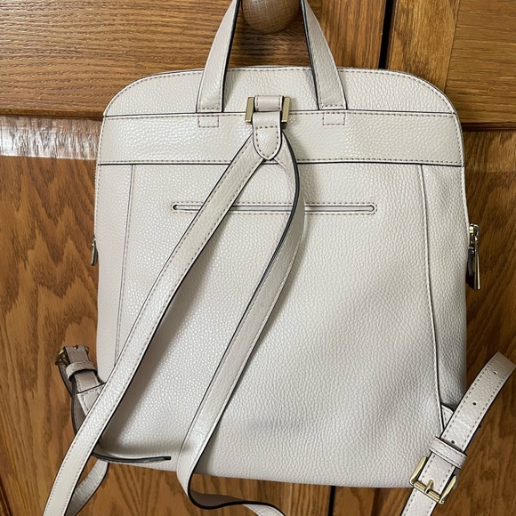 Michael Kors Cream Backpack and Wristlet Set - Picture 3 of 12
